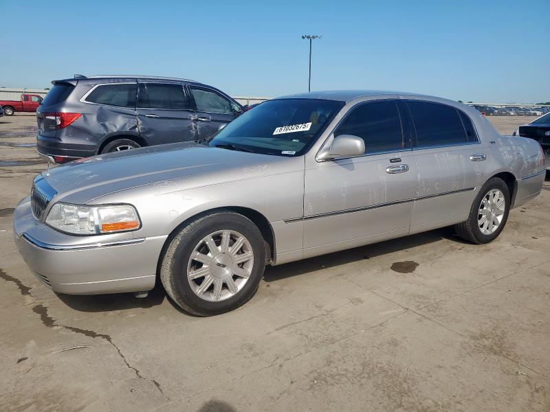 LINCOLN TOWN CAR S