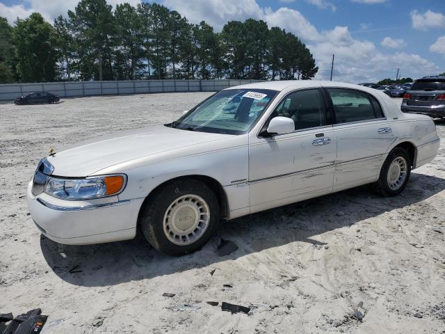 LINCOLN TOWN CAR E