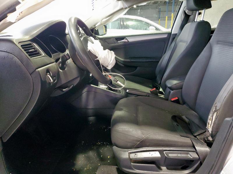 2015 VOLKSWAGEN JETTA SE 3VWD17AJ5FM268947