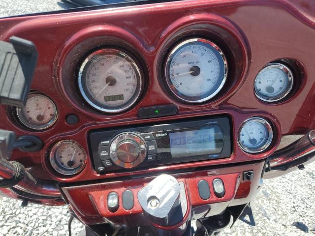 2010 HARLEY-DAVIDSON FLHX 1HD1KB419AB666985