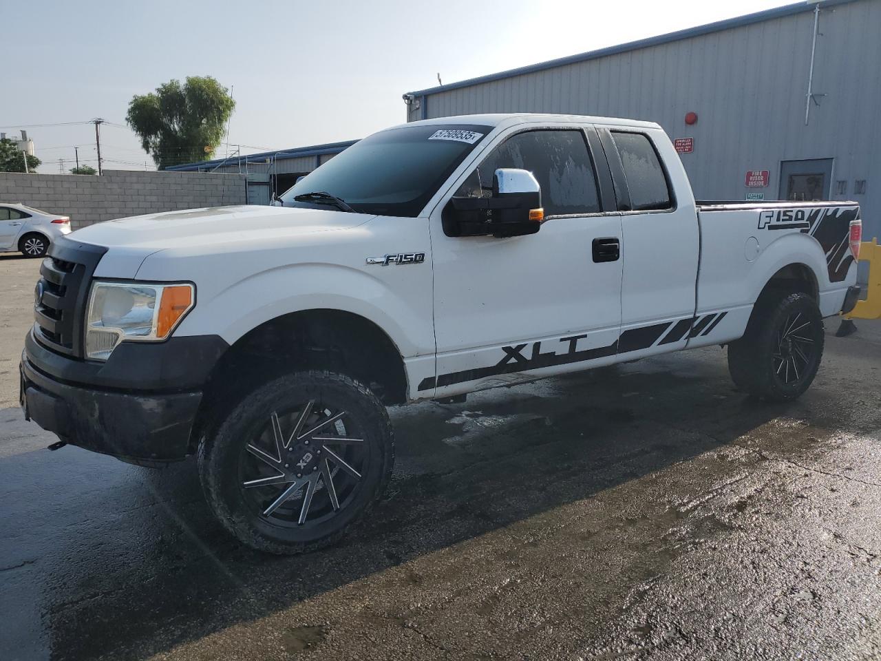 FORD F-150 SUPER CAB