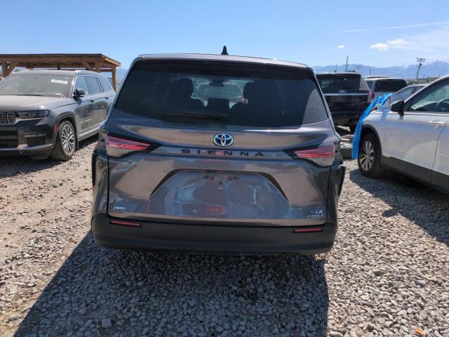 2021 TOYOTA SIENNA LE 5TDKSKFC8MS011427