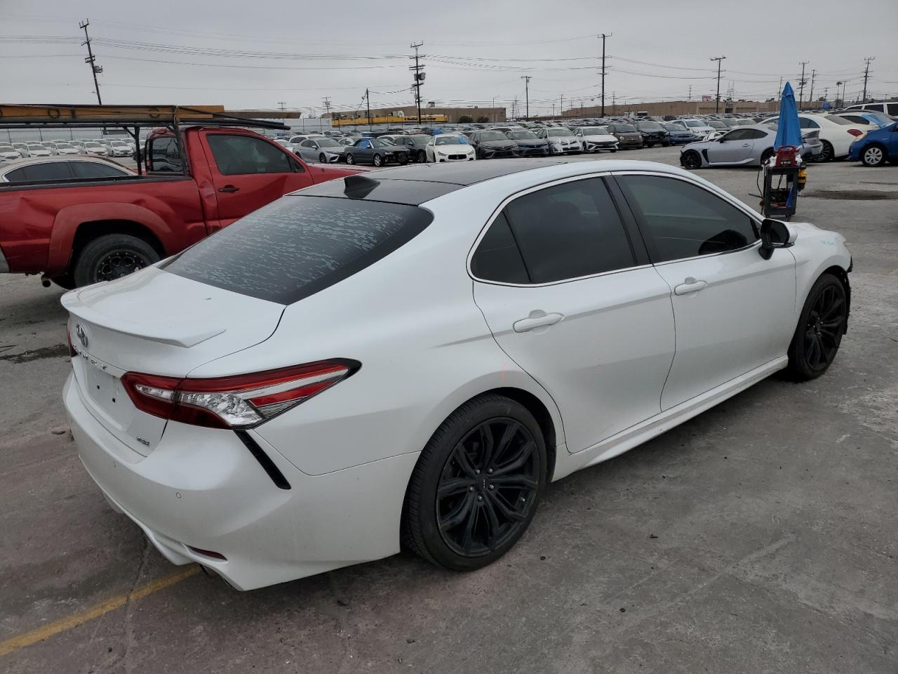 TOYOTA CAMRY XSE