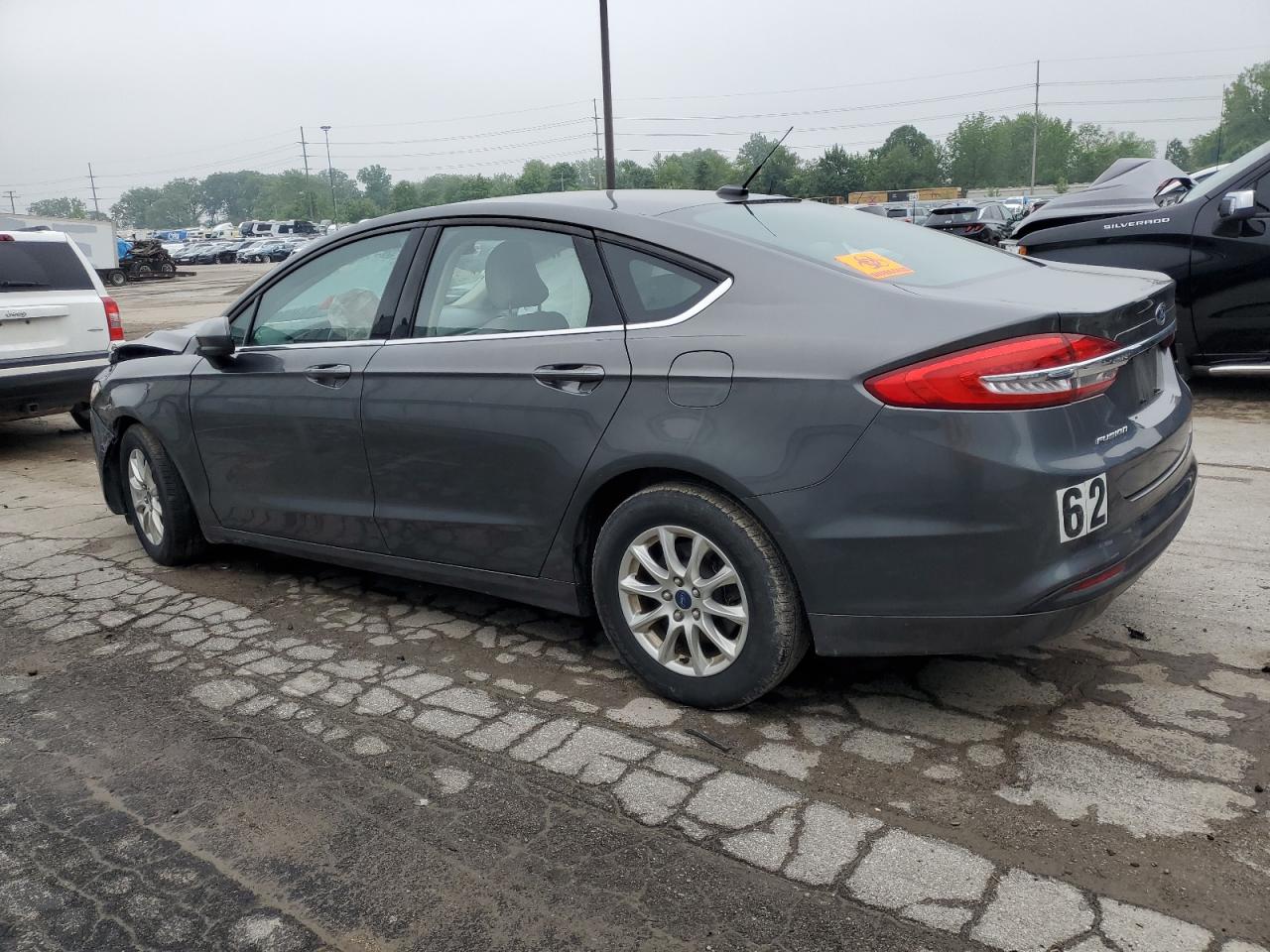 FORD FUSION S