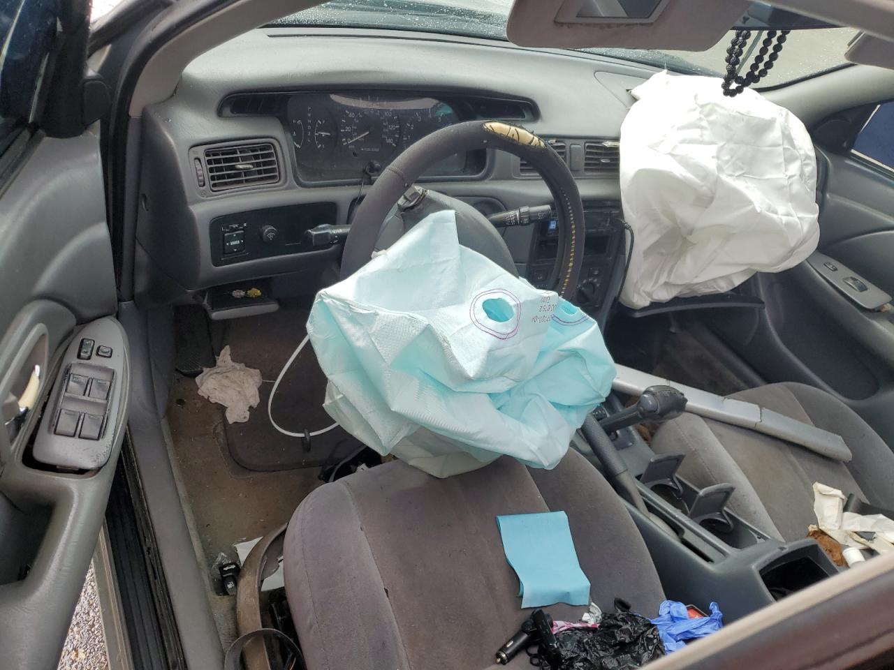 Lot #3197971456 2001 TOYOTA CAMRY LE