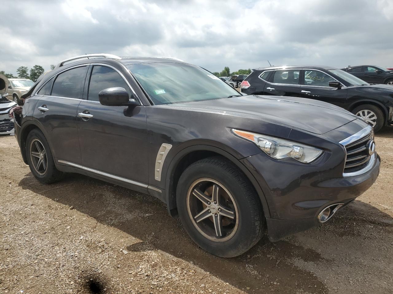 INFINITI FX35