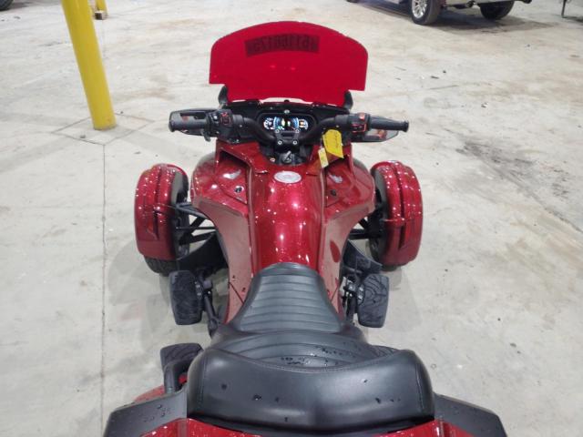 2018 CAN-AM SPYDER ROA 2BXREDD25JV002742