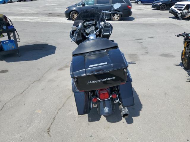 2011 HARLEY-DAVIDSON FLTRU 1HD1KGM36BB627495