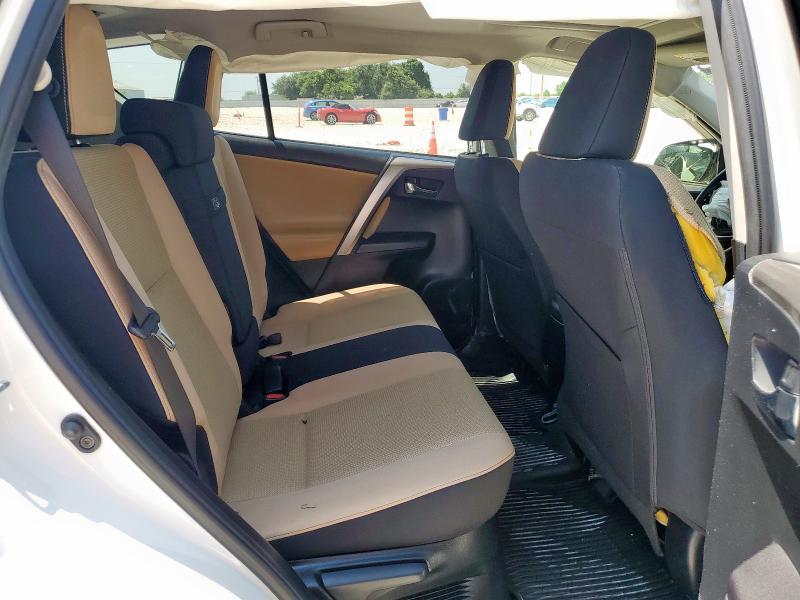 2018 TOYOTA RAV4 HV LE JTMRJREV1JD234350
