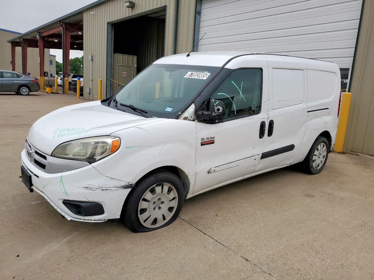 RAM PROMASTER SLT