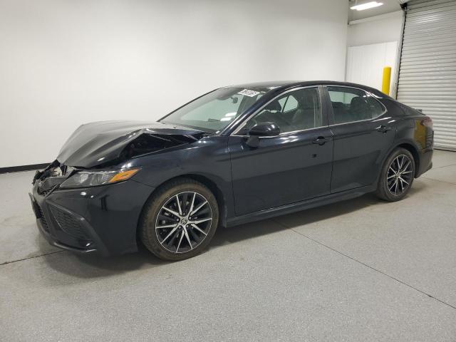 Vin: 4t1g11ak5pu784109, lot: 61395815, toyota camry se night shade 2023 img_1