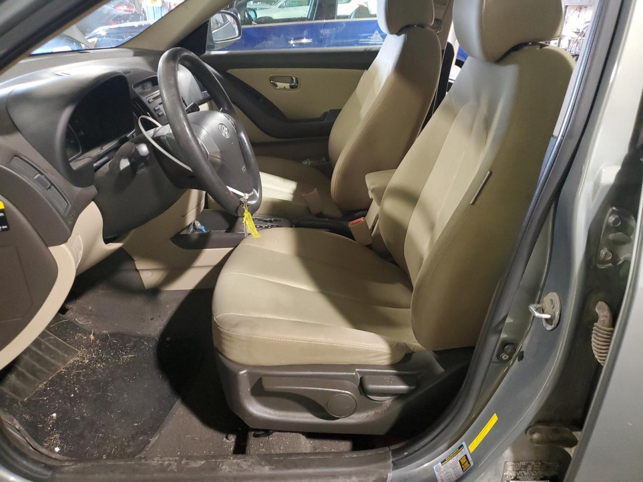 HYUNDAI ELANTRA BLUE