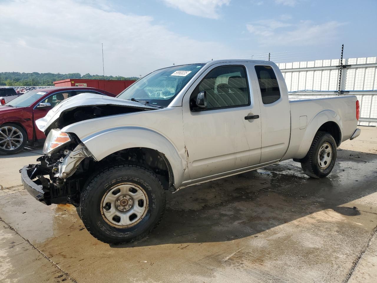 NISSAN FRONTIER S