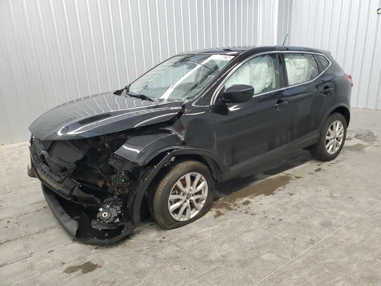 NISSAN ROGUE SPORT S