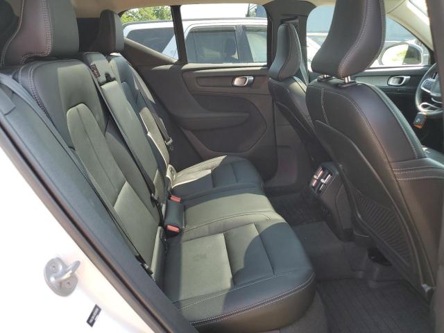 2024 VOLVO XC40 PLUS YV4L12UL3R2249126