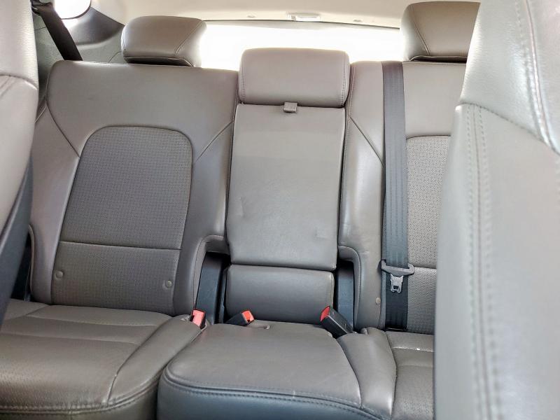 2015 HYUNDAI SANTA FE S - 5XYZU3LB6FG269830