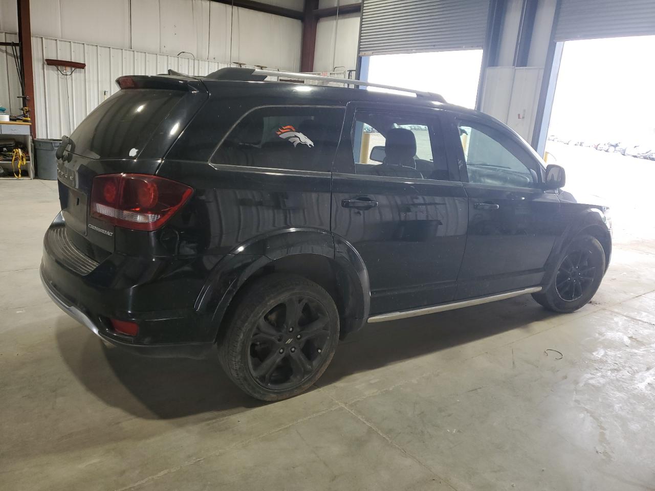 DODGE JOURNEY CROSSROAD