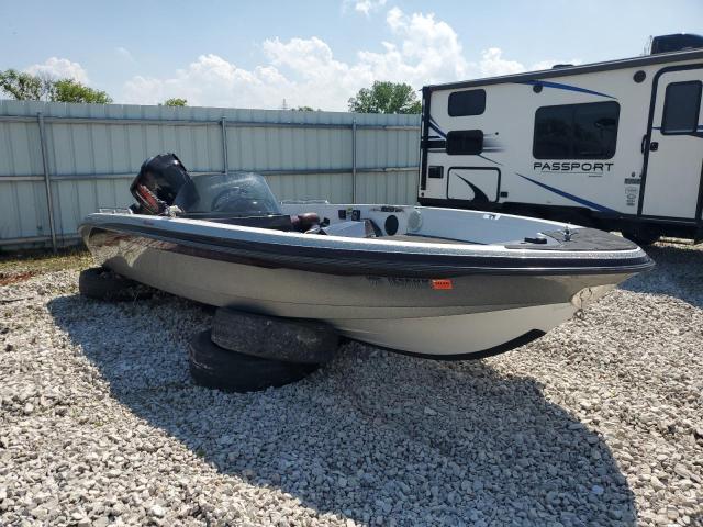 LAND ROVER BOAT