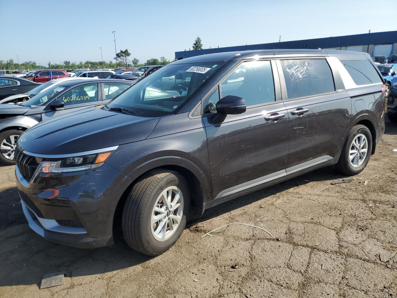 KIA CARNIVAL LX