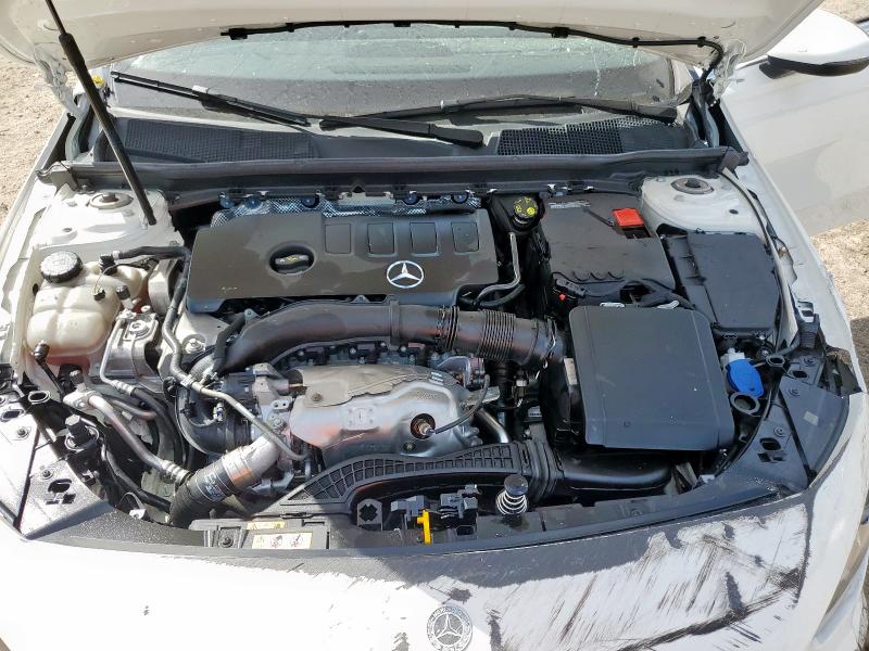 2022 MERCEDES-BENZ A 220 - W1K3G4EB2NJ339134