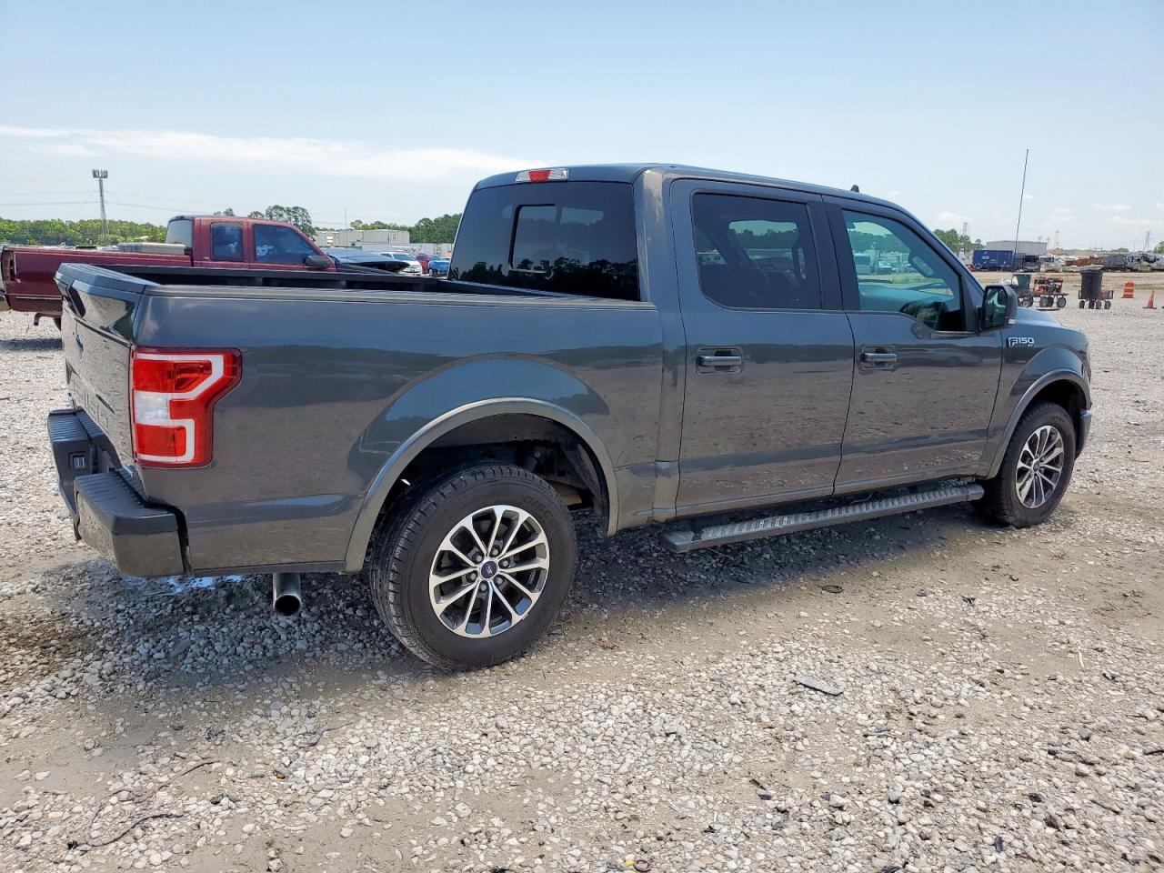 FORD F-150 SUPERCREW