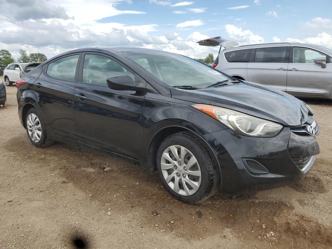 HYUNDAI ELANTRA GLS