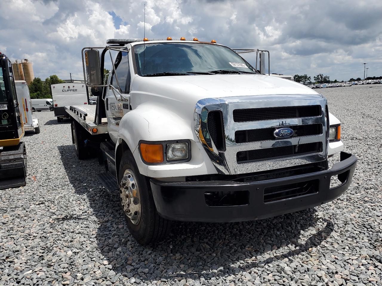 FORD F650 SUPER DUTY