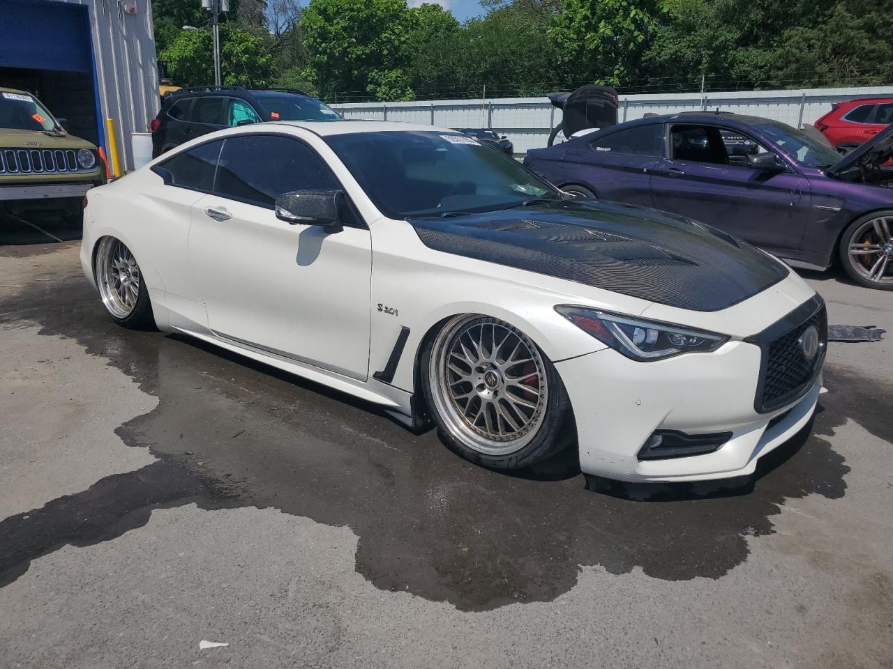 INFINITI Q60 RED SPORT 400