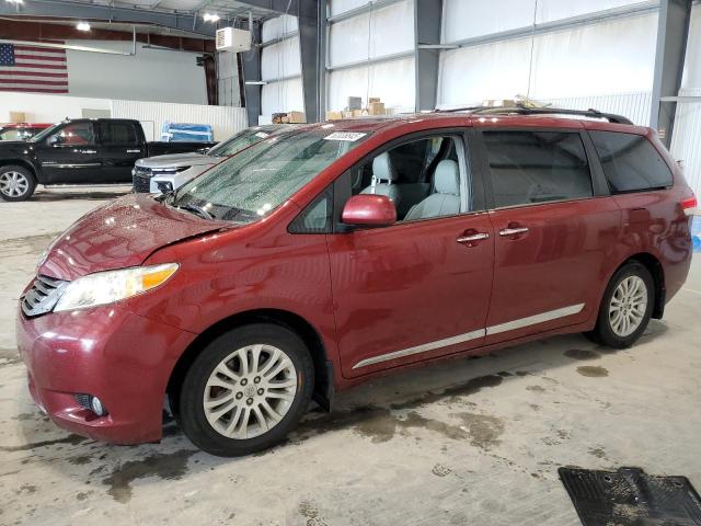 2013 TOYOTA SIENNA XLE - 5TDYK3DC3DS322895
