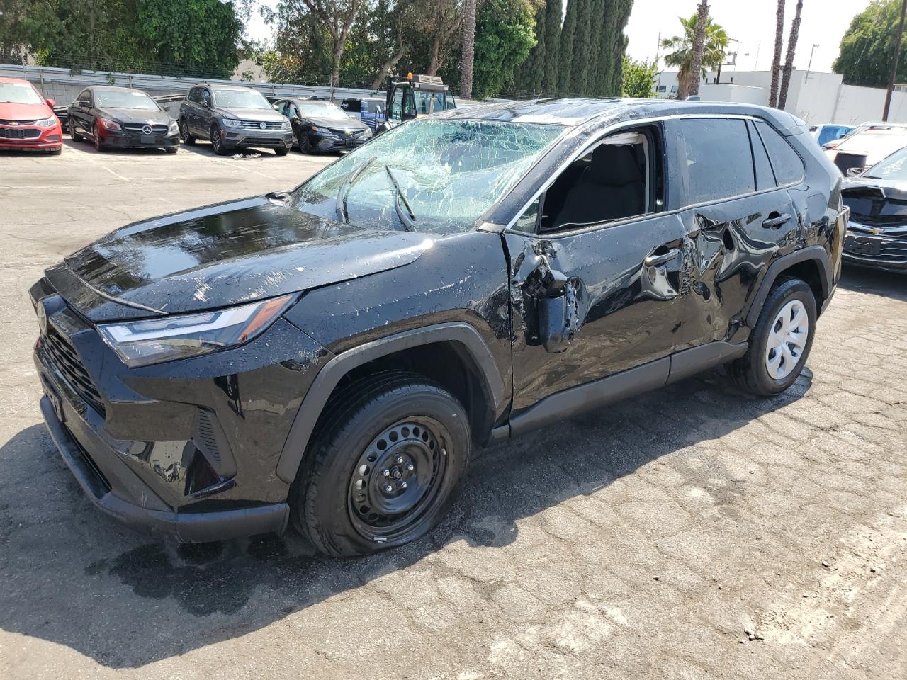 TOYOTA RAV4 LE