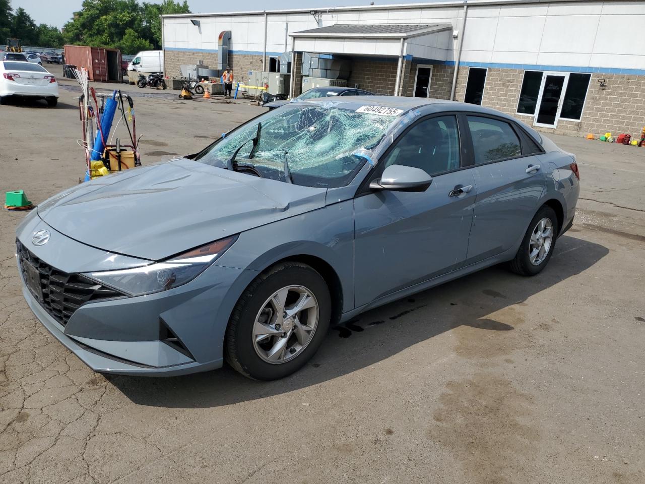 HYUNDAI ELANTRA SE