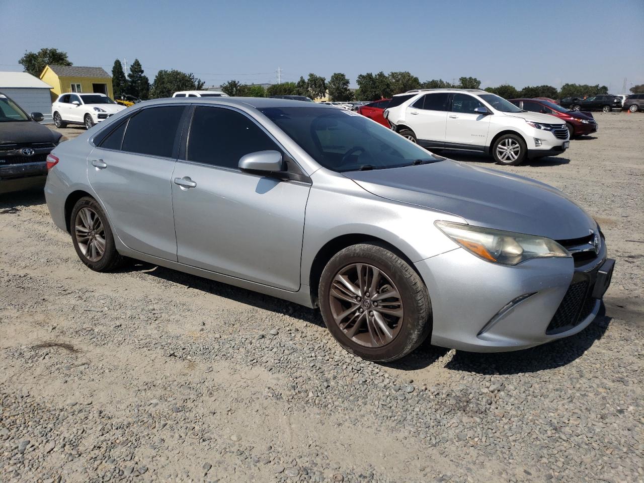 Toyota Camry le 2016