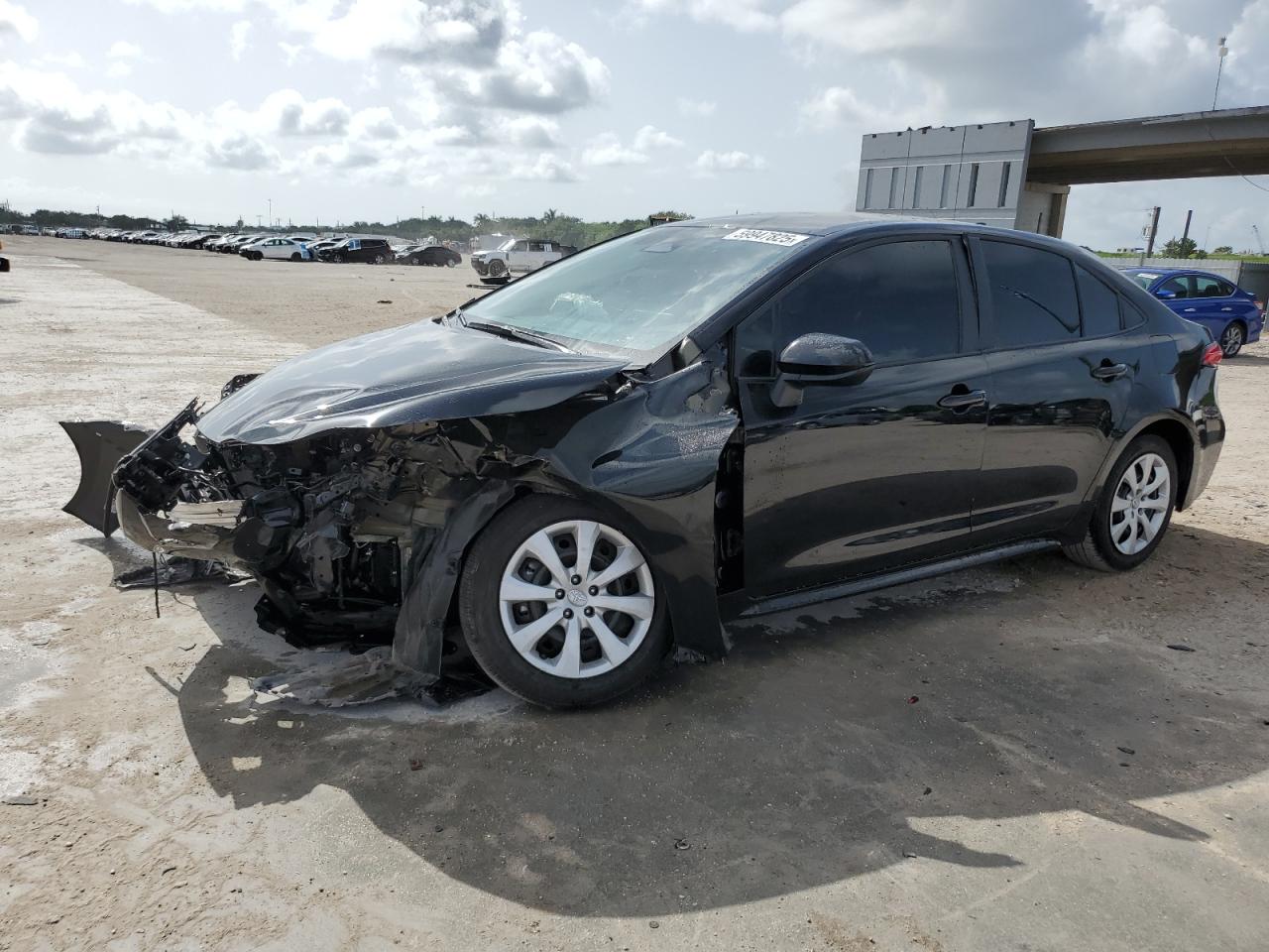 TOYOTA COROLLA LE