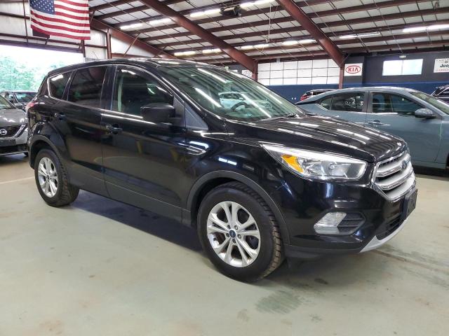 Vin: 1fmcu0g95hud43392, lot: 60520675, ford escape se 20174