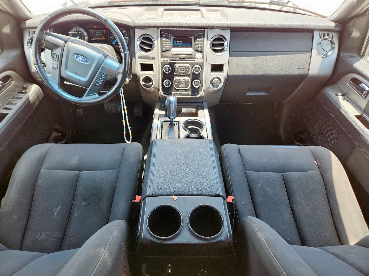 FORD EXPEDITION EL XLT