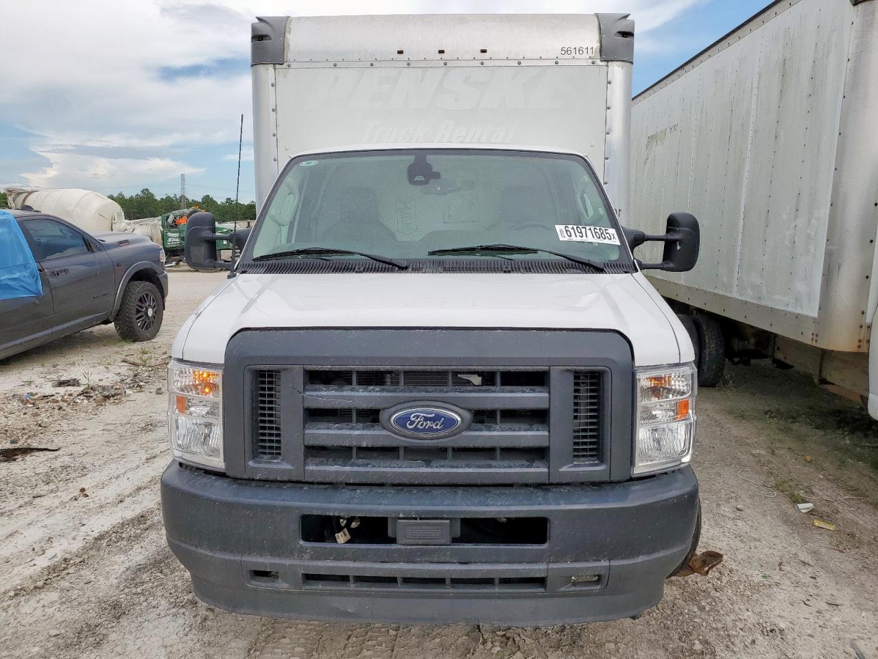 Ford Econoline 2023