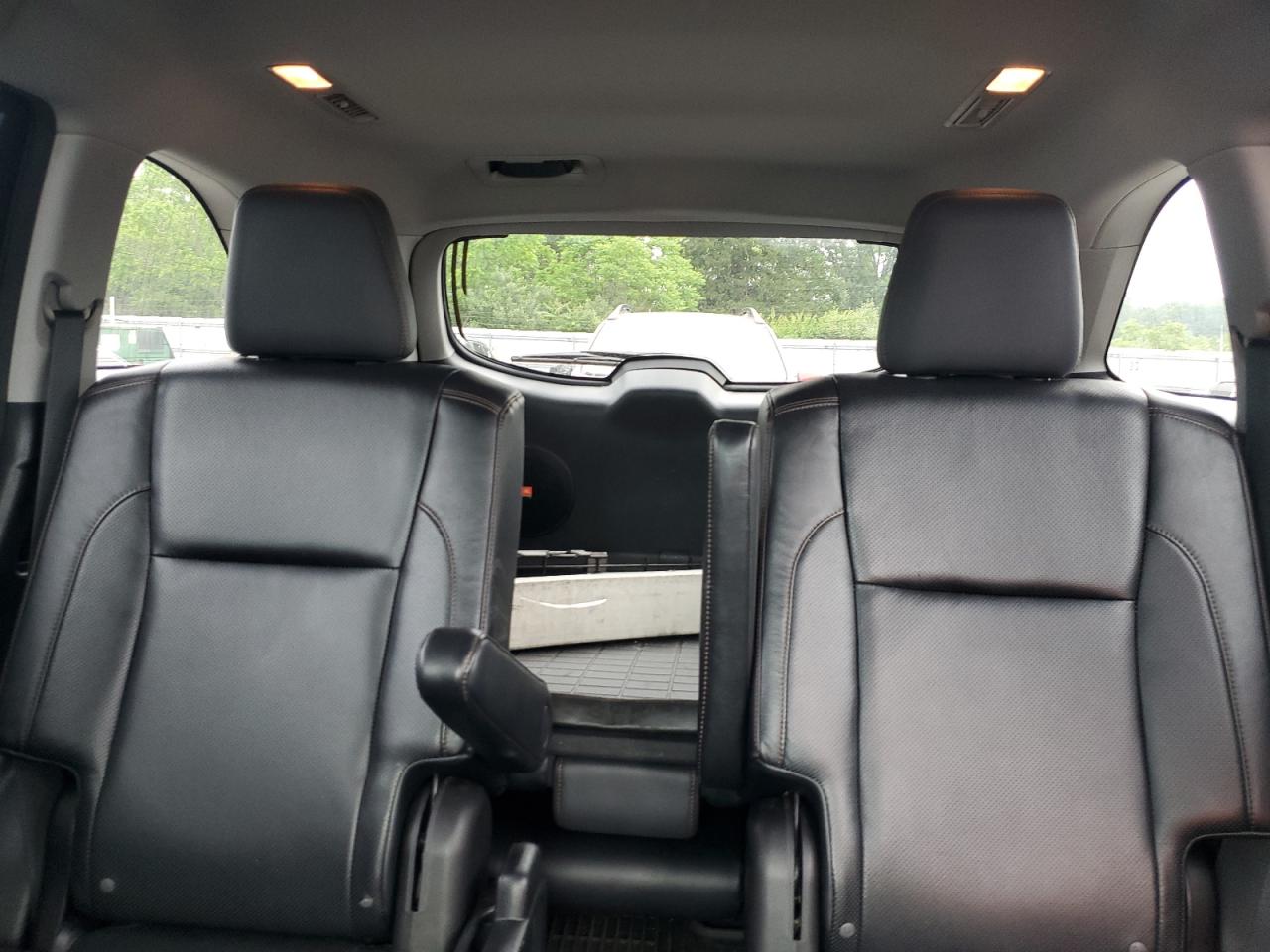 TOYOTA HIGHLANDER LIMITED