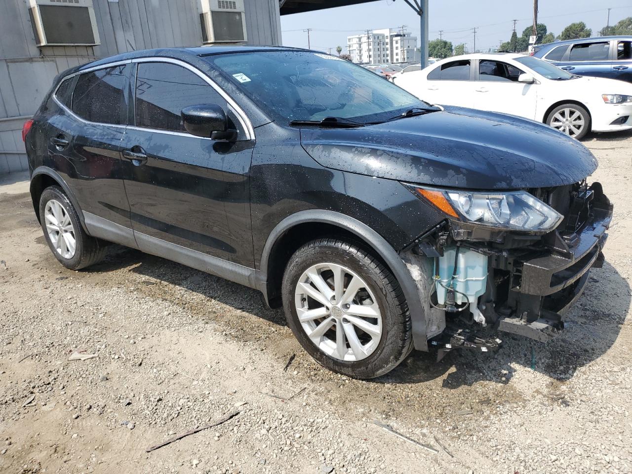 NISSAN ROGUE SPORT S