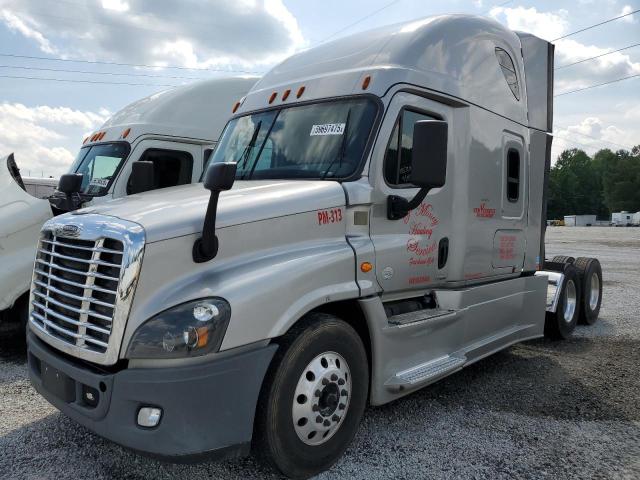 FREIGHTLINER CASCADIA 1 2017 gray tractor diesel 3AKJGLDR6HSJC0463 photo #3