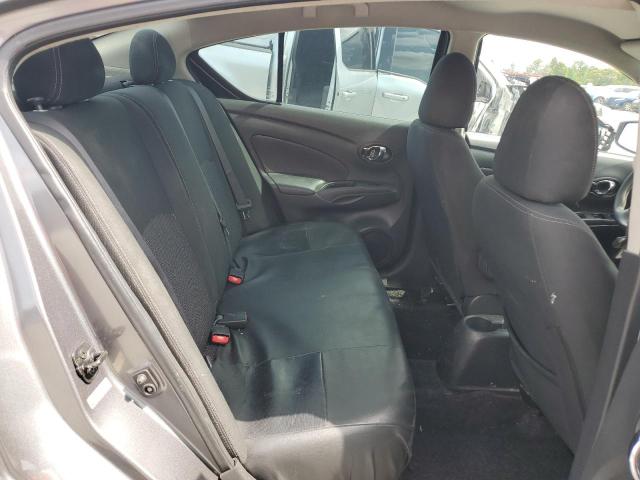 2018 NISSAN VERSA S 3N1CN7AP4JL832032