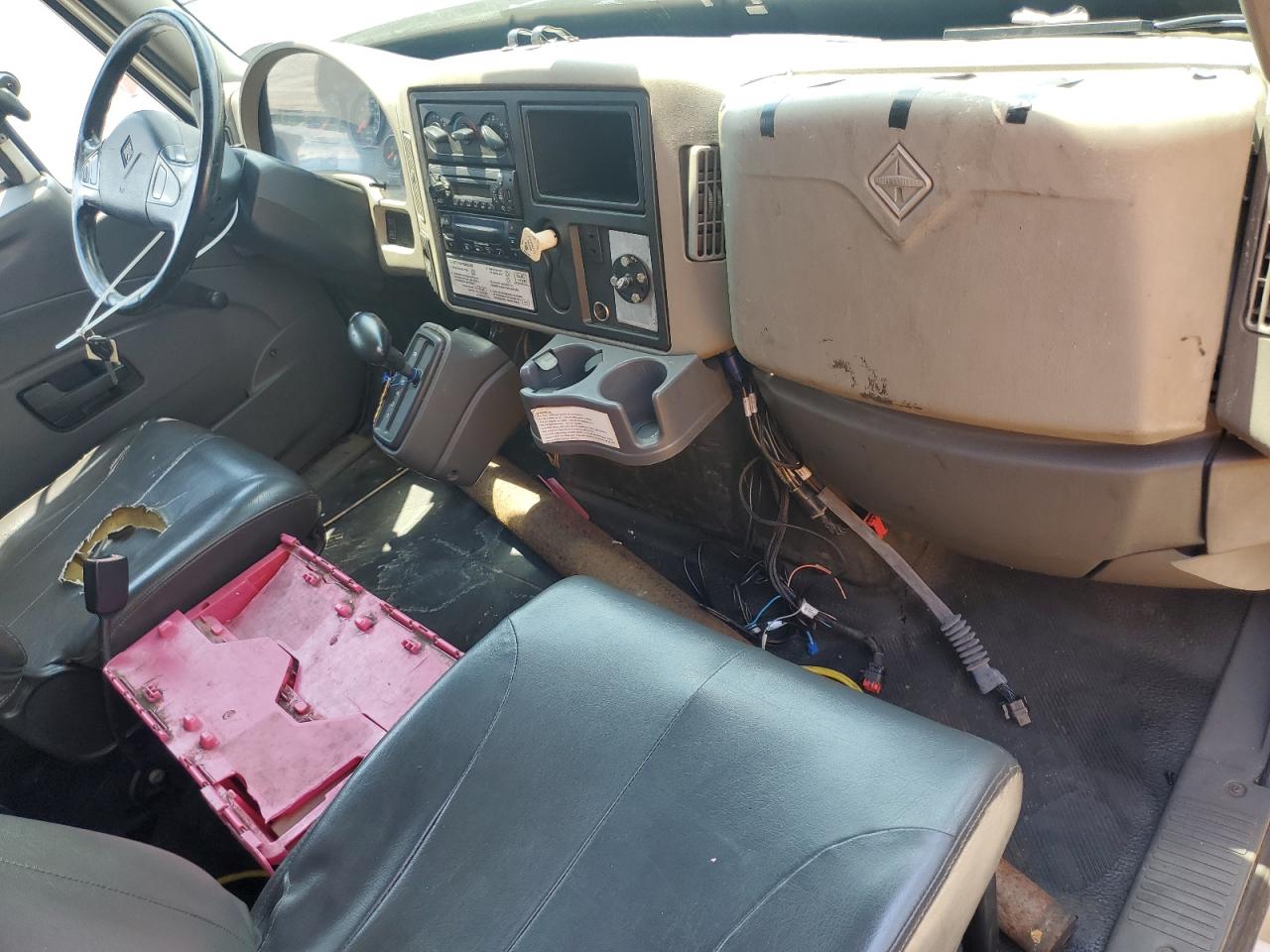 Lot #3198875093 2012 INTERNATIONAL 4000 4300