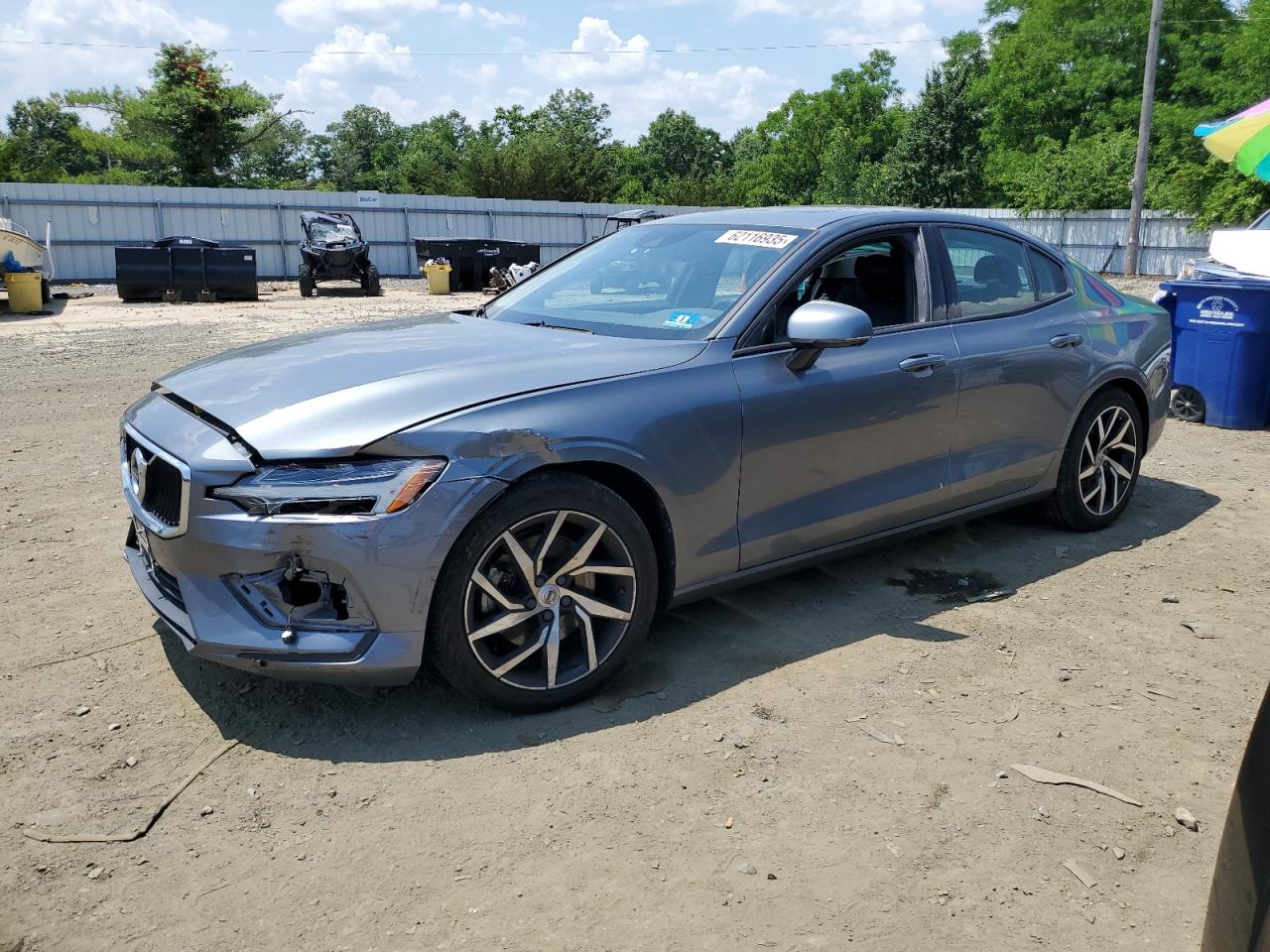 VOLVO S60 T5 MOMENTUM