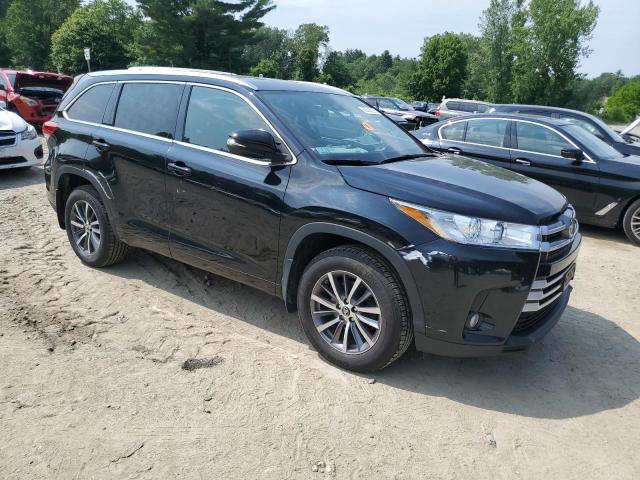 Vin: 5tdjzrfh9hs461668, lot: 60532375, toyota highlander se 20174