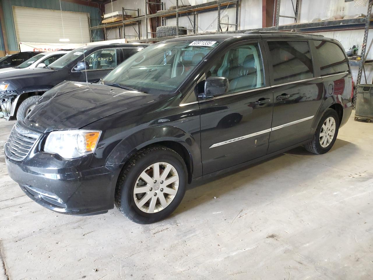 CHRYSLER TOWN & COUNTRY TOURING