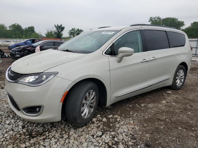 Vin: 2c4rc1bg0hr720429, lot: 59925215, chrysler pacifica touring l 2017 img_1
