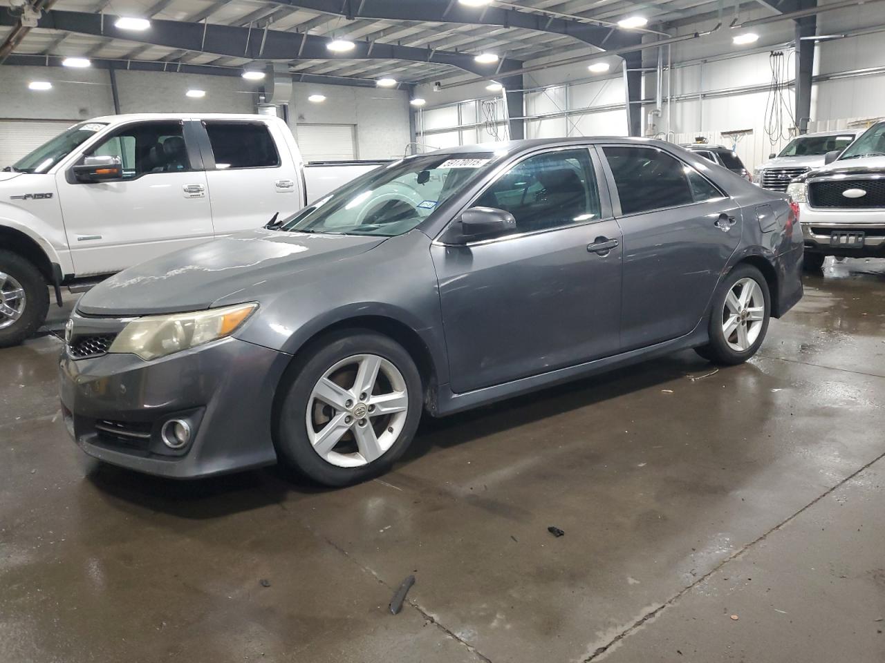 TOYOTA CAMRY L