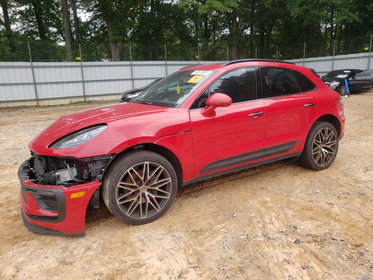 PORSCHE MACAN BASE