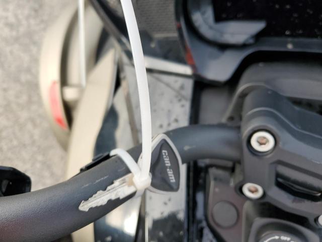 2021 CAN-AM SPYDER ROA 2BXREDD48MV000070
