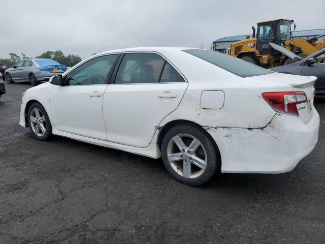 Vin: 4t1bf1fk6eu748513, lot: 61381895, toyota camry l 20142
