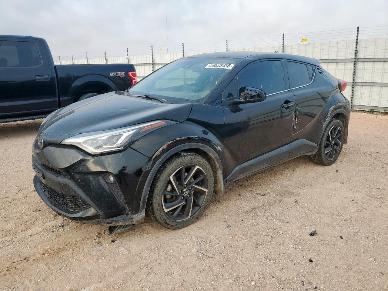 TOYOTA C-HR XLE